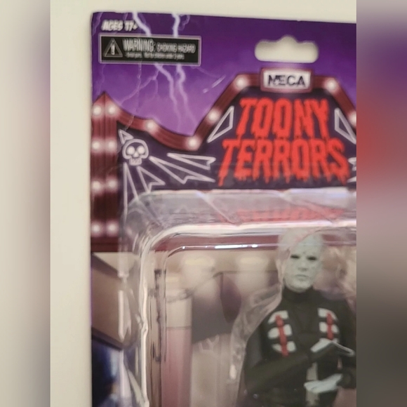NECA Toony Terrors Hellraiser Pinhead Action Figure Horror Cenobite Halloween - Picture 7 of 8